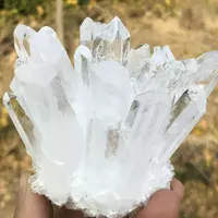 Натуральний камінь Білий кварц Мінерал White quartz 100g